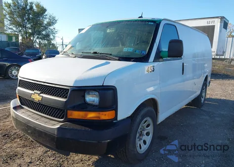 2014 Chevrolet Express G1500 z USA, uszkodzony, nr VIN 1GCSGAFX1E1109390
